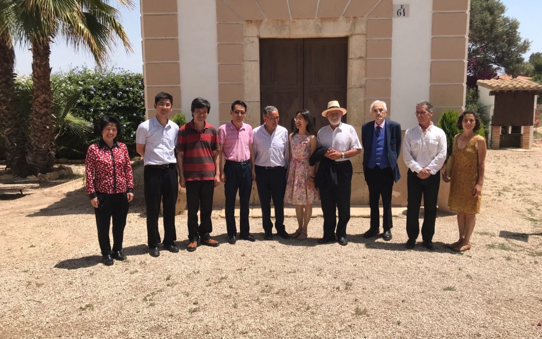 Visita Torre Juana la Universidad de Shenzhen («el Silicon Valley chino)