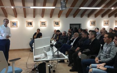 La sesión sobre «Cómo afrontar con éxito un reto tecnológico», Andrés Torrubia y Javier Martín en TJ – OST