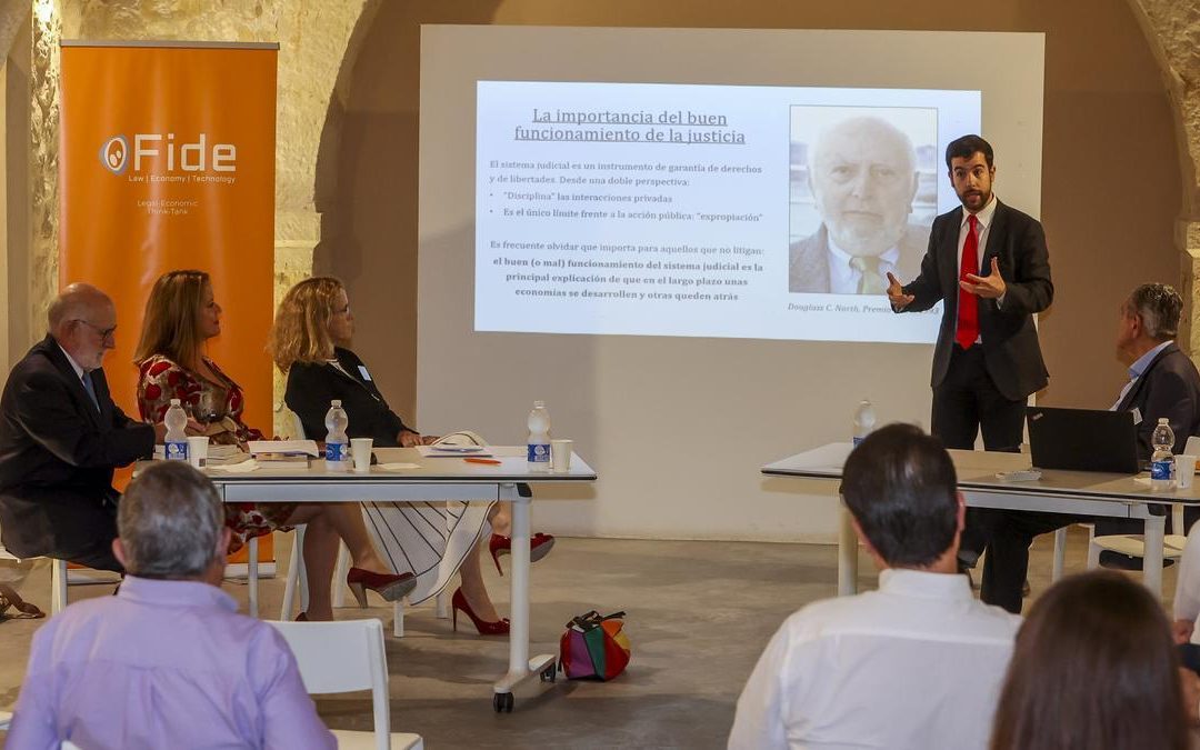 Fide, Mora Sanguinetti, N. Velilla y el debate sobre justicia y economía en Torre Juana