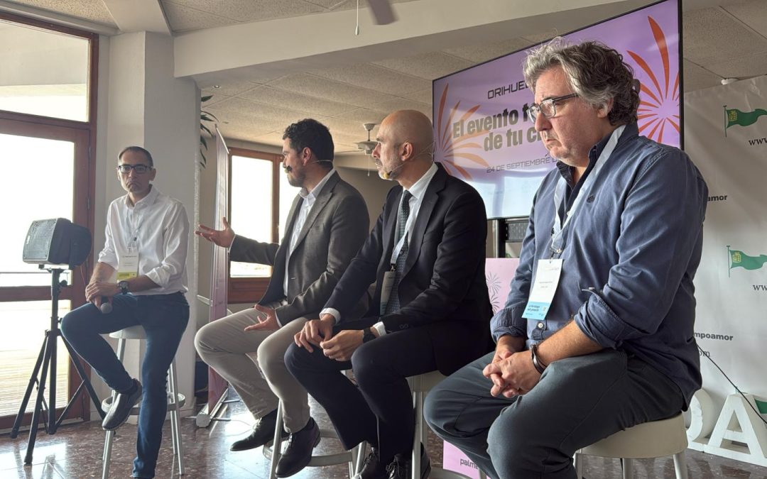 Orihuela Costa acoge una mesa redonda en torno a la IA, tecnología y turismo