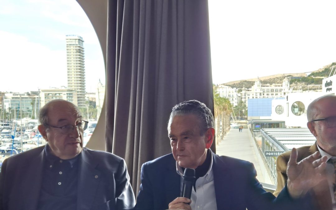 «La IA del futuro: como nos afecta» debate en el Rotary Club Alicante
